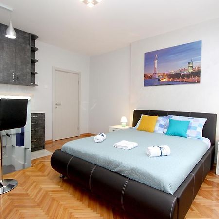 Apartment Turquoise Belgrad Exteriör bild