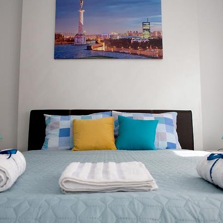 Apartment Turquoise Belgrad Exteriör bild