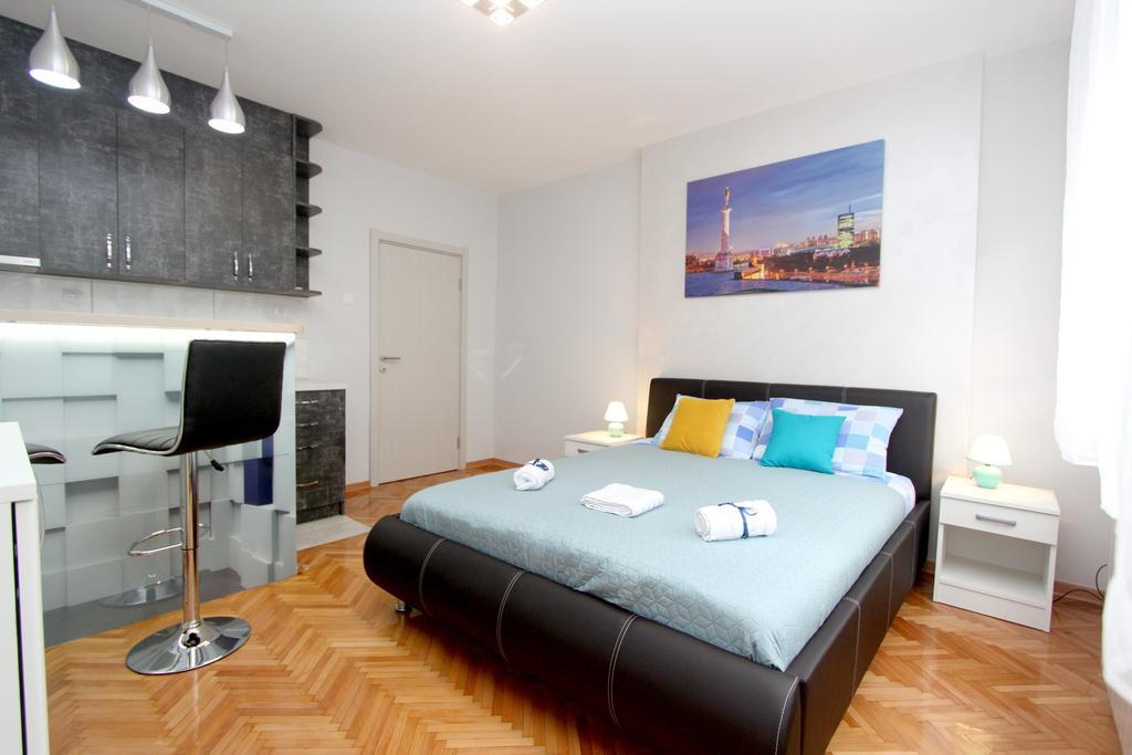Apartment Turquoise Belgrad Exteriör bild